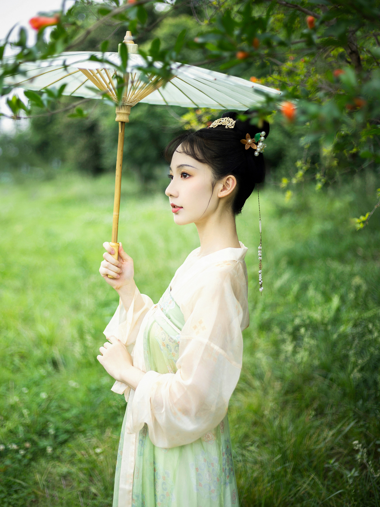 当同袍穿上绿色系汉服,清新又自然